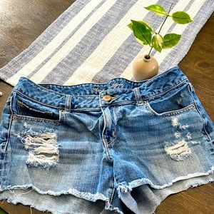 American Eagle Ripped shorts